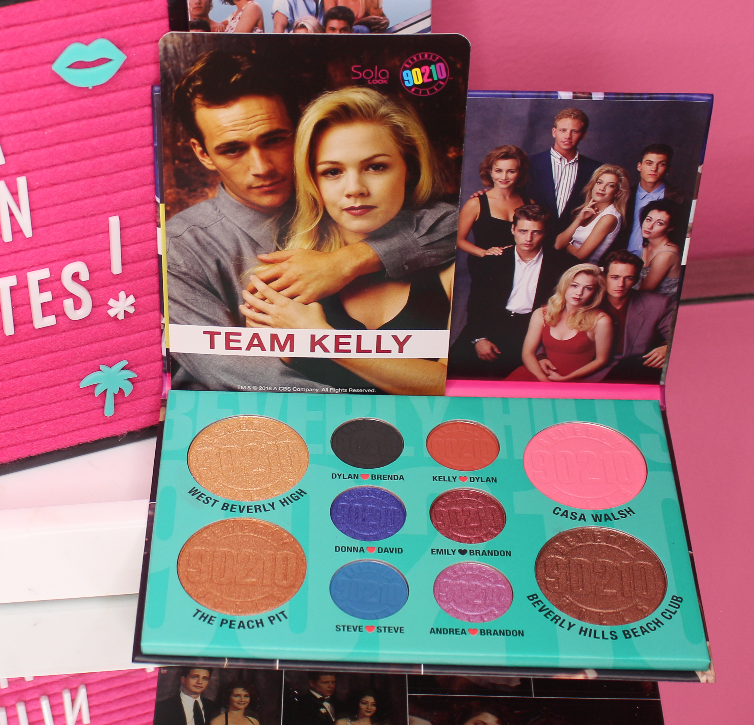 Sola Look Beverly Hills 90210 Eyeshadow